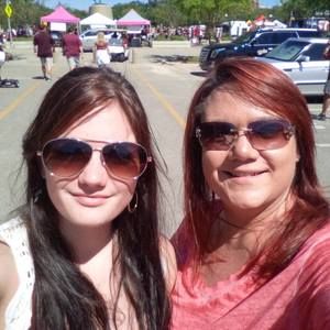 Meet your Posher, Casey